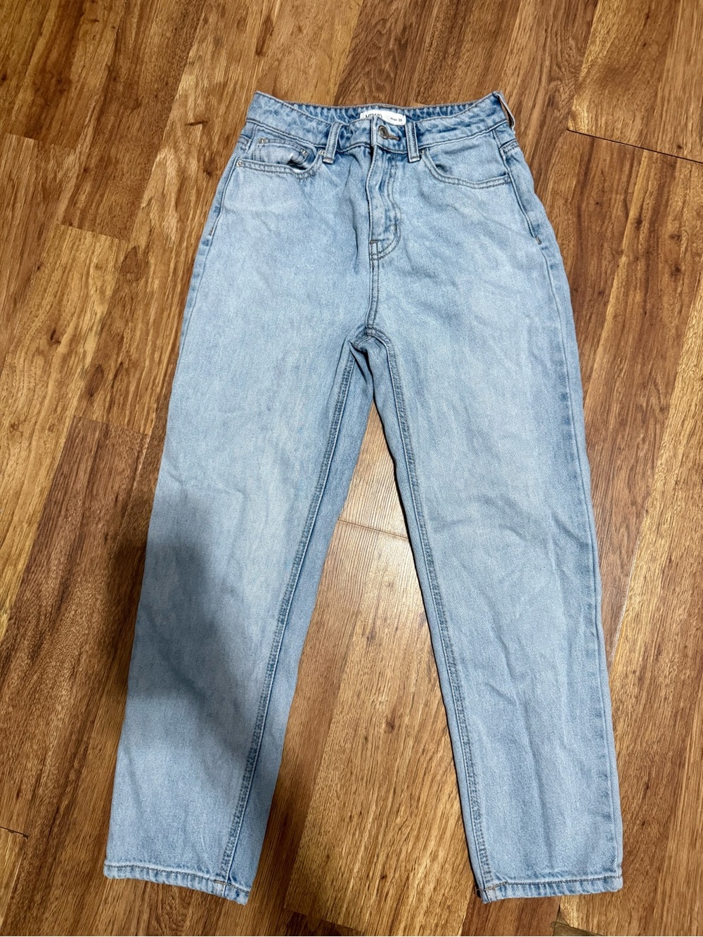 Light Wash High-Rise Straight Jeans - Picture 2 of 9